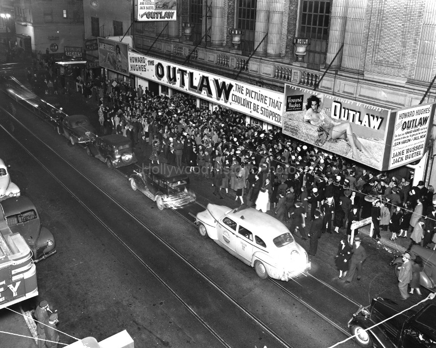 Rivoli Theatre 1943  WM.jpg